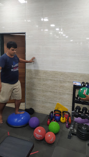 Elevating Healthcare: World-Class Physiotherapy at Dr. Pravin's Advanced Physiotherapy Clinic in… post image