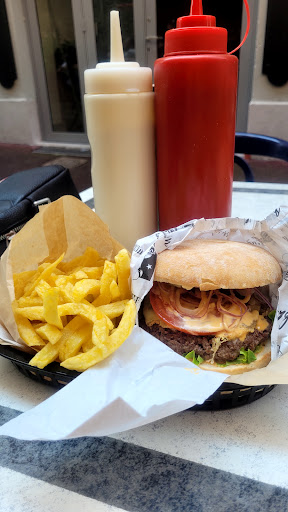 Photo 8 - Planet Burger