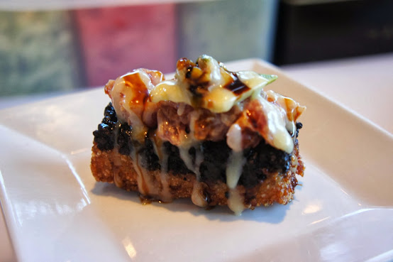 Hamachi Sushi Bar by null