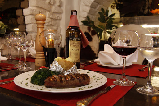 Restaurant Steakhaus Kaiserhof - Wiedereröffnung in Kürze - Ihr Kaiserhof & Gusto Team - Thumbnail