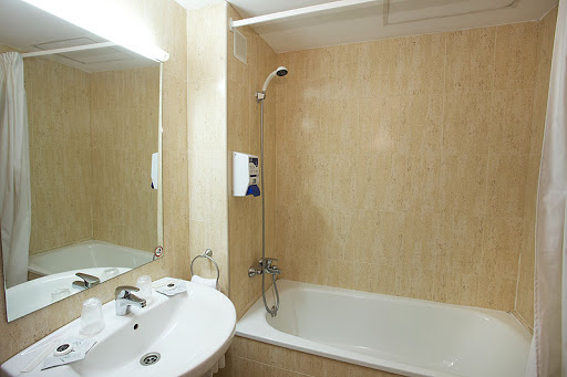 Bàsic Hotel - Visual