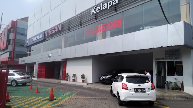 Indomobil Nissan Datsun Kelapa Gading, Author: Jeffri Kj