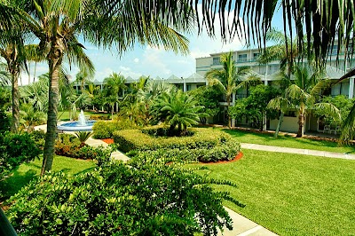 Photos of The Beachcomber Beach Resort Hotel
