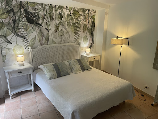 Photo de Il était une fois un jardin - chambre d'hotes à proximité de Guédelon, du musée Colette et du Chateau de Saint-Fargeau. à Saint-Fargeau (89170)
