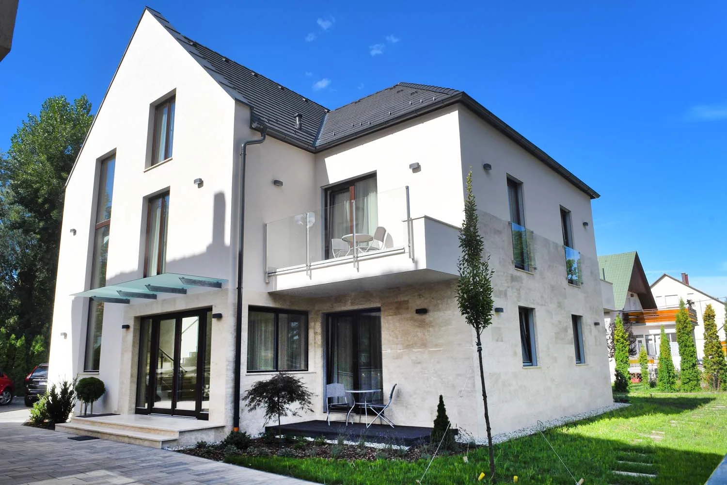 Diana Hotel és Étterem