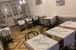 Photo n°39 de Traiteur le coq hardi à Tessy-Bocage (Restaurant)