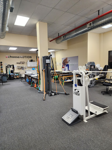 MOTION Sports Medicine - Forest Hills - Metropolitan Avenue - Thumbnail
