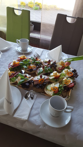 Pickard Cafe - Visual