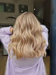 Photo n°4 de Le salon du Petit-Port Nantes- Coiffeur (avenue 73) à Nantes (Salon de coiffure)