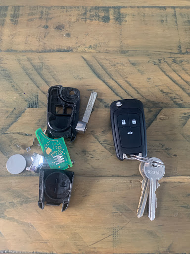 Car keys plus - Thumbnail