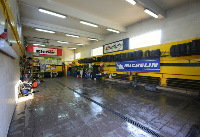 Opinii despre Bijański Andrzej. Myjnia ręczna. Biuro usług, handlu i pośrednictwa în Gliwice - Sklep z oponami i felgami