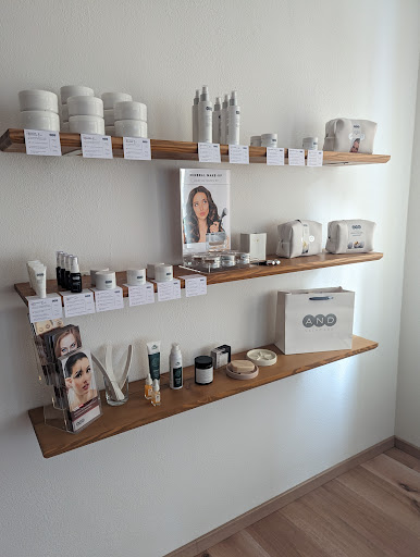 Annemarie Geiger Kosmetik - Thumbnail