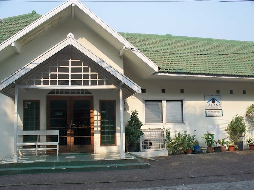 Klinik Mata Talang, Author: Akhmad Fauzi