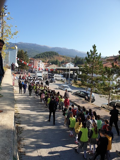 Şaphane Cumhuriyet Meydanı