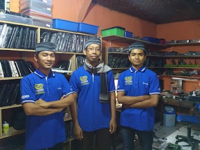 Photos of abni laptop (service laptop tegal)