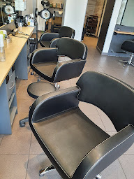 Photo n°1 de Denis Rivière Coiffure à Lorette (Salon de coiffure)