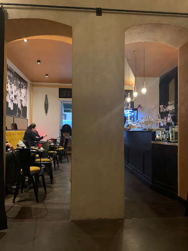 Café Jeudi Bar - Thumbnail