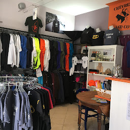 Photo n°3 de Chèvres & Co à Saint-Remèze (Magasin de vêtements)