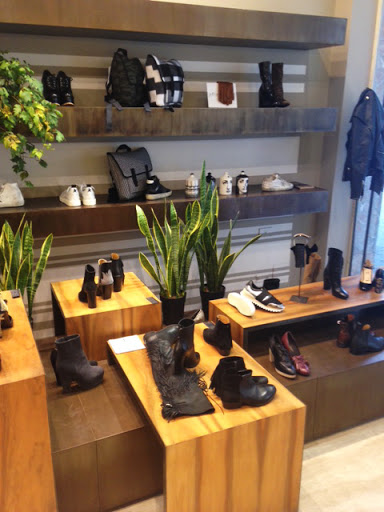 Fango Store - Visual