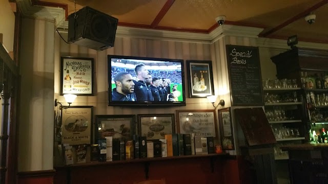 John Mullins Irish Pub & Restaurant