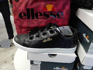 Photo n°12 de Sport Evasion à Saint-Pourçain-sur-Sioule (Magasin de vêtements pour jeunes)