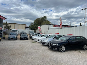 Photo n°1 de Garage BO-AH / Sabrina Carte Grise Nîmes à Nîmes (Agence d'immatriculation automobile)