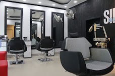 Sikandar Hair Salon lahore