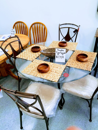JR's Mattress & Furniture