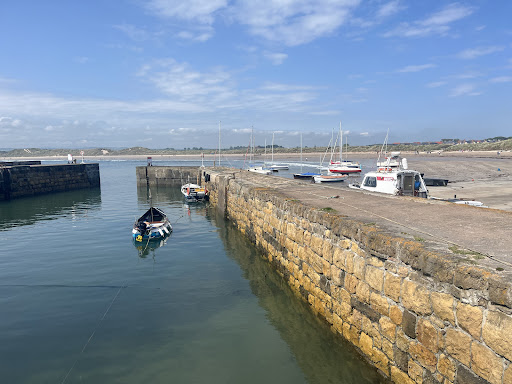 Beadnell Harbour Logo