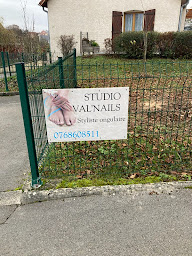 Photo n°21 de Studio val'nails à Les Auxons (Institut de beauté)