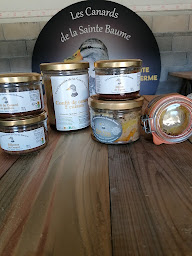 Photo n°7 de LES CANARDS DE LA SAINTE BAUME à Signes (Élevage de volailles)