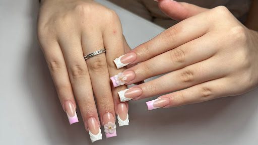 H Rose Nails Hair & Beauty