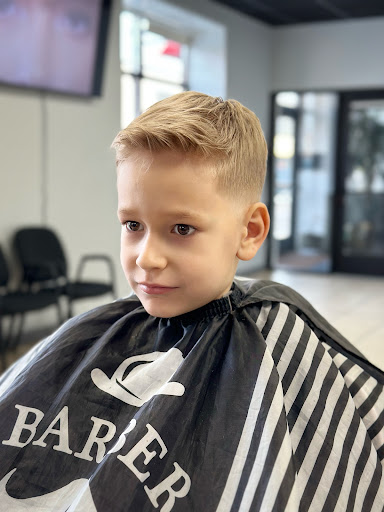PRISTINE BARBER STUDIO - Visual
