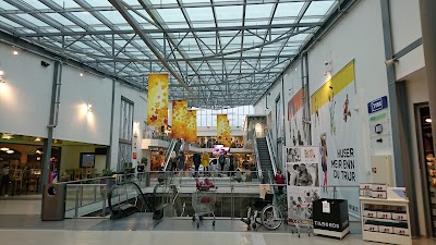 Photos of Husnes storsenter