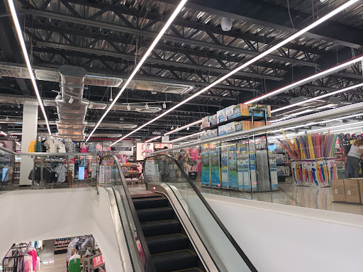 Woolworth Paseo Aguajitos - Thumbnail
