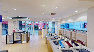 Photo n°5 de Boutique SFR Poissy à Poissy (Opérateur téléphonique)