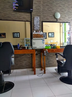 Jenggo Barbershop, Author: Kusnadi Doang