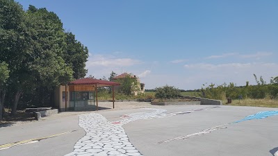 Photos of Thracian tomb