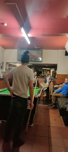 Frank's Traditional Lounge Bar and Off Licence Gallery - United Kingdom