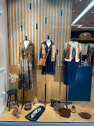 Photo n°6 de Iona Bis à Cesson-Sévigné (Magasin de vêtements pour femmes)