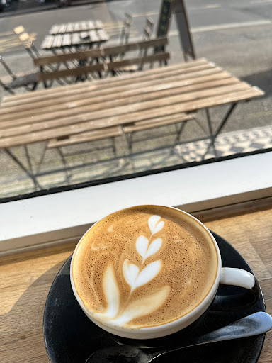FLATOUT Coffee - Visual