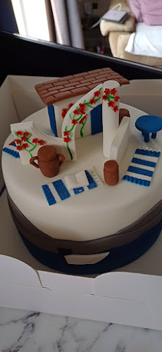 Cakes by Lorraine Griffin