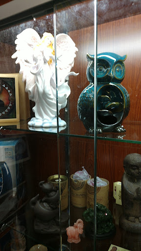 Metaphysical & More. TT Gift Shop - Thumbnail