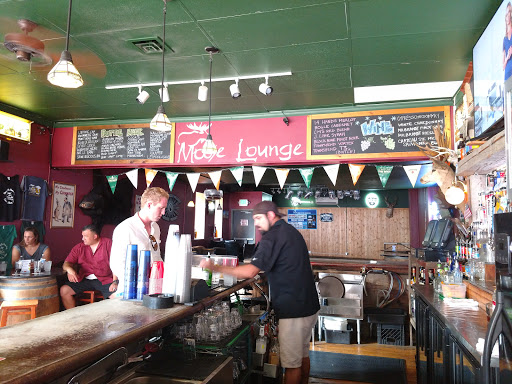 Moose Lounge - Visual