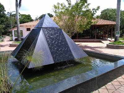 Photos of Biocentro G&uuml;embe