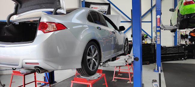 Motion Motorsport - Sporting goods store