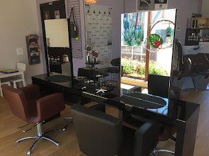 Photo n°2 de Absolu' Tiffs à Osthoffen (Salon de coiffure)