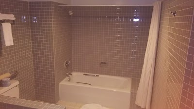 Photos of Metro Plaza Hotel