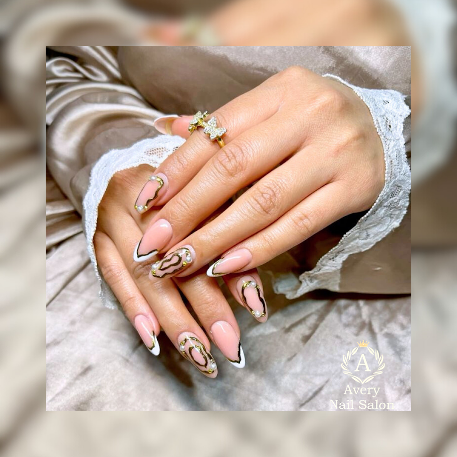 Avery Nail Salon
