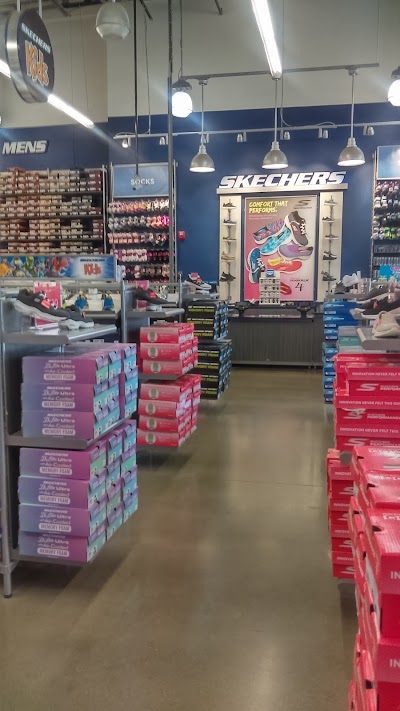 SKECHERS Warehouse Outlet